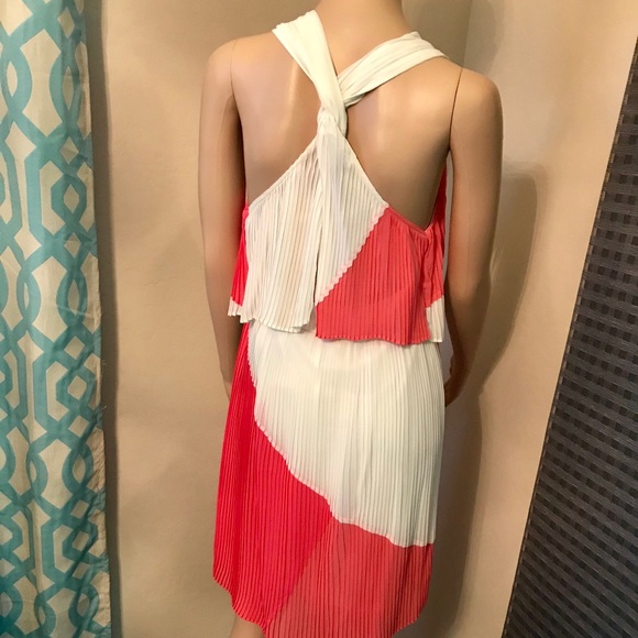 Dress - Picture 3 of 5